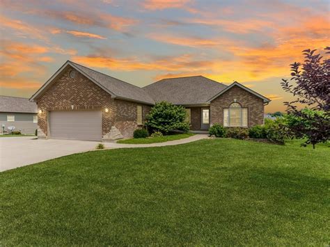 Genevieve, MO, where the average value of homes with Lake View is 219,900. . Houses for sale ste genevieve mo